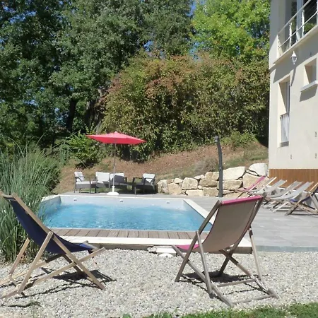 Lacapelle-viescamp, 3 Pieces, 4 Personnes - Fr-1-742-508 Nyaraló *